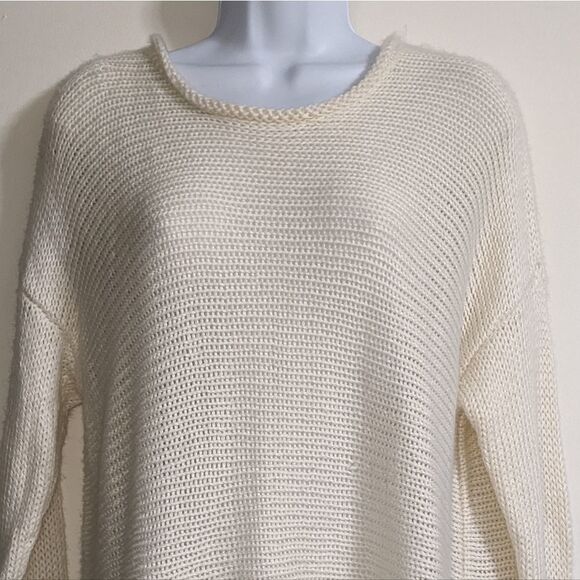 💐MUMU Sweater Size XS Runs bigger - Picture 2 of 10